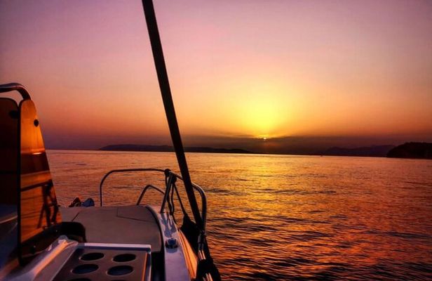 Sunset Speedboat Tour in Makarska with swim stop on island Brač