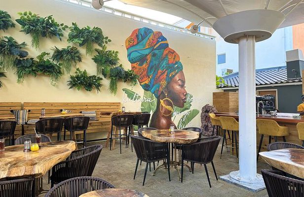 Willemstad Culinary Adventure: Private 3-Hour Foodie Tour