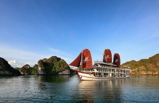 Overnight Halong Bay-Lan Ha Bay Cruise with V'Spirit Cruises
