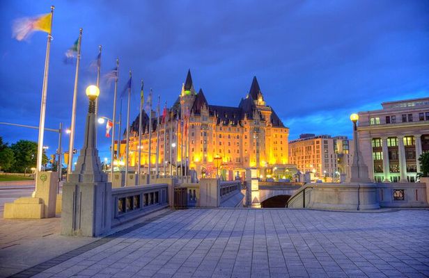 Discover Ottawa with a Local Guide Private Walking Tour