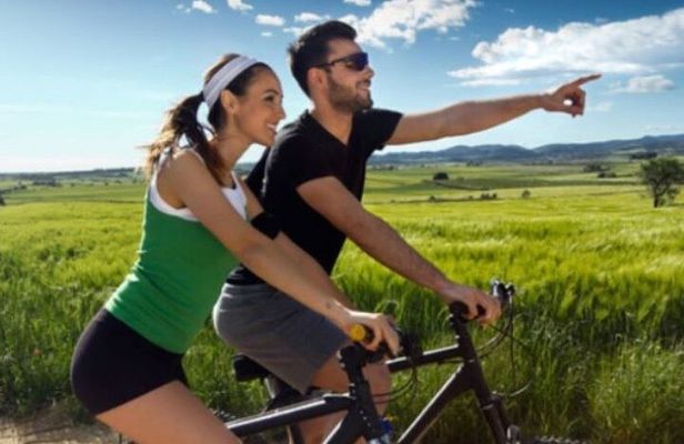 Private Guided Wine Country Bike Tour For Two (Mattituck)