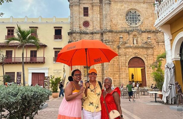 Private Walking Tour in Cartagena Walled City & Getsemaní