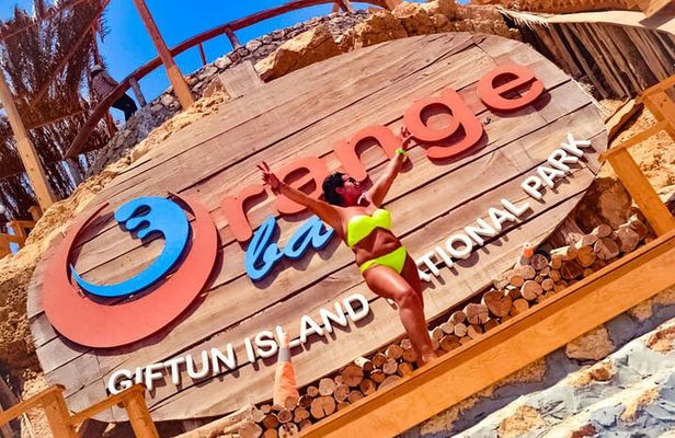 Orange Bay Island Boat Trip and Parasailing with Lunch - Hurghada