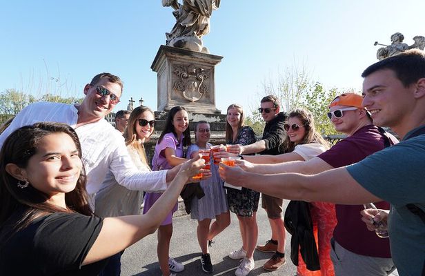 The Spritzy Tour - History is better with a Spritz!