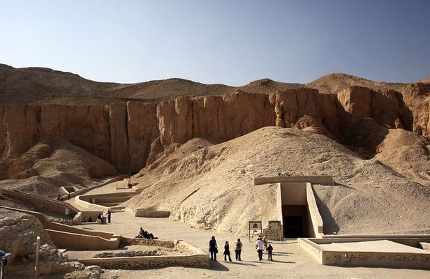 Luxor West Bank Budget Tour: Kings Valley, Memnon & Hatshepsut
