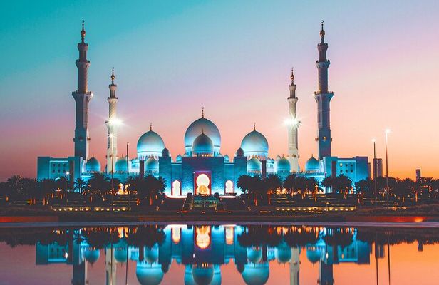 Exclusive Abu Dhabi tour, without Ferrari World