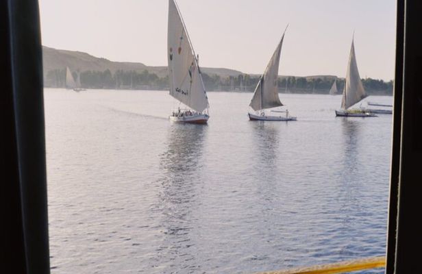 Private Nile Cruise Tour from Cairo