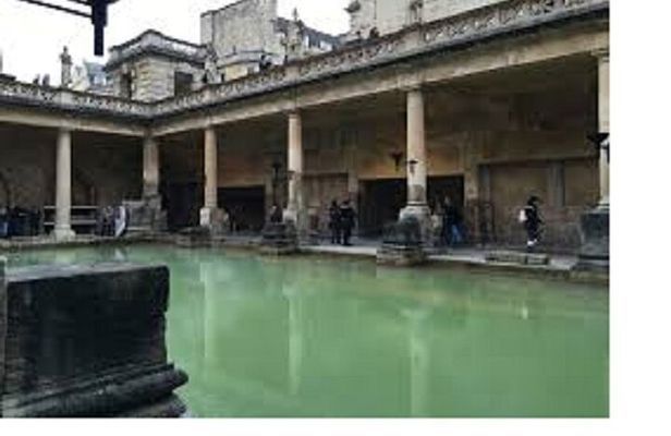 Southampton Cruise Terminal to London Stonehenge,Lacock and Bath