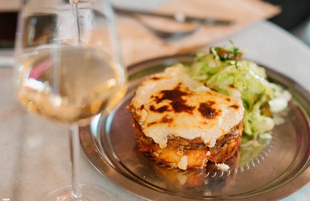 Greek Food pairing with traditional music in Pagrati Athens