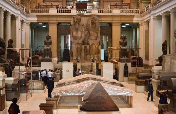 Private Tour Explore the old Egyptian Museum