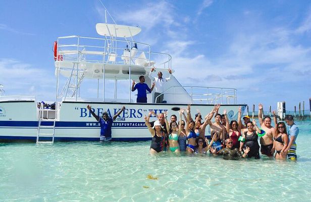 Catamaran Tour in Bavaro, Punta Cana – Snorkeling Experience