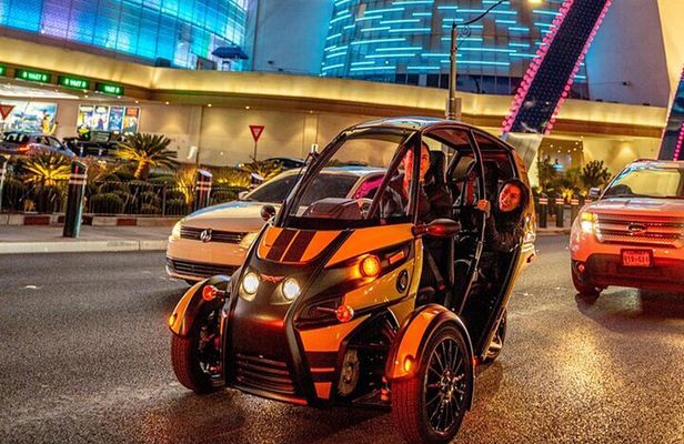 Private 1-Hour Downtown Las Vegas Tour in a Talking GoCar