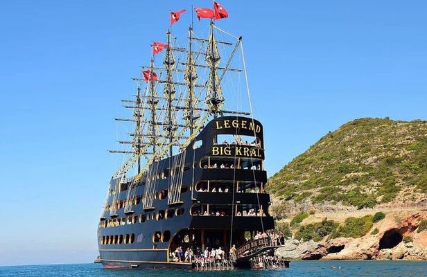 Big Kral Legend Boat Tour with Drinks, BBQ Lunch & Transfer