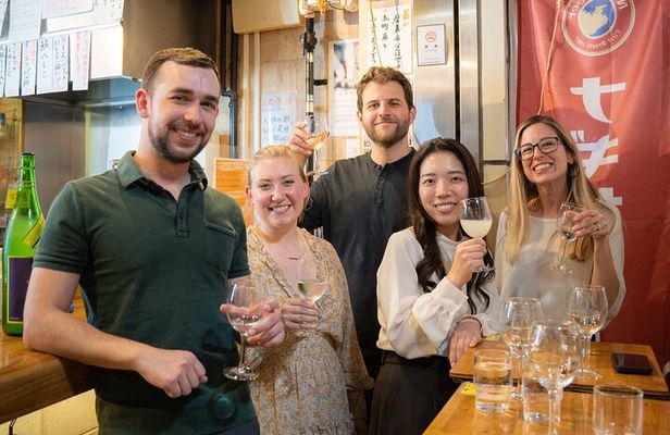 Osaka Dotombori Uranamba Local Bar & Izakaya Crawl Tour