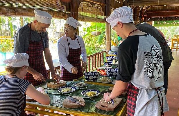 Ho Chi Minh City Cooking Class in Local's Home