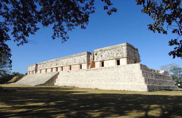 The secrets of Uxmal, Cenote and home made food