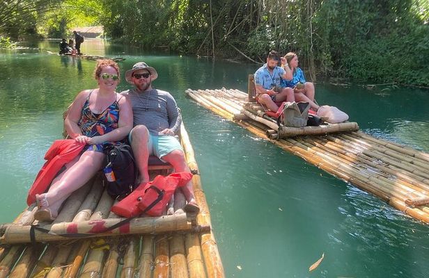 Martha Brea River Rafting and Bluehole Tour from Montego Bay 