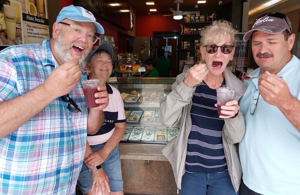 Private Street Food tour Adventure: With a Local Street Market!
