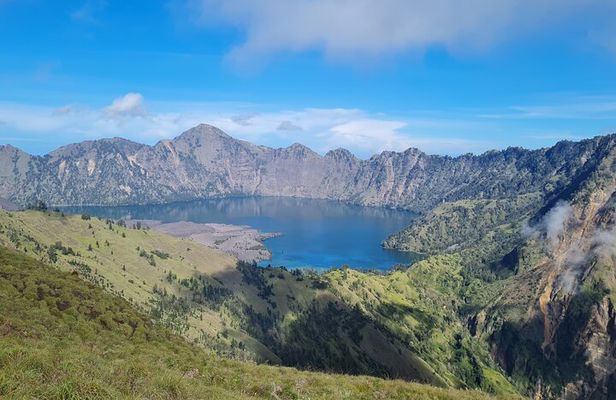 Mount Rinjani Trekking and Panorama