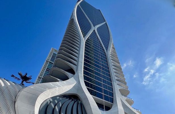 Hidden Gems of Downtown Miami Guided Walking Tour