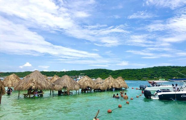 Full Day Tour Rosario Islands, Playa Blanca, Cholón and Barú