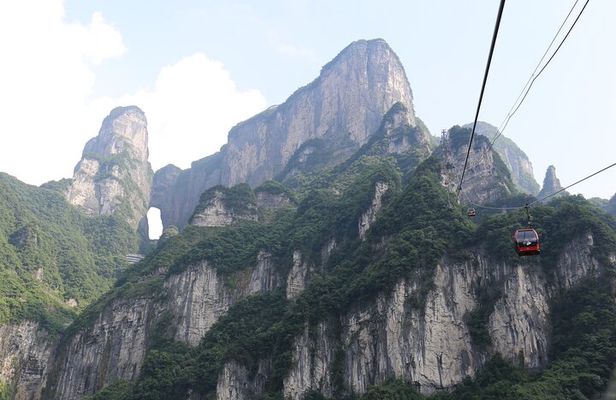 Tianmen Mountain(Glass Walking Way) day tour