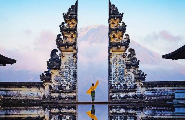 Discover the Ethereal: Bali's Gate of Heaven and Lempuyang Tour