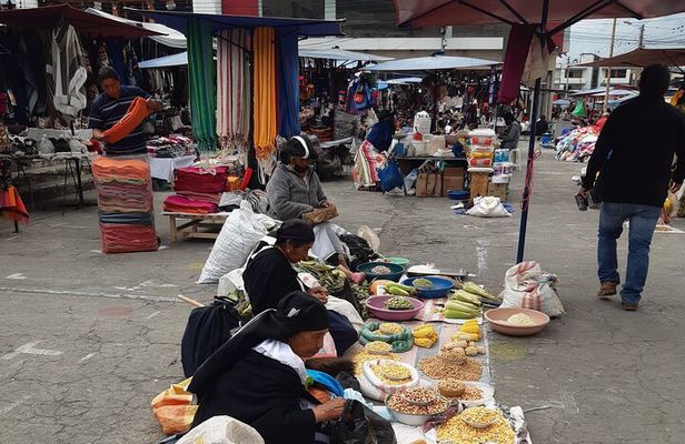 Full-Day Otavalo Indigenous Market Experience Culture and Nature