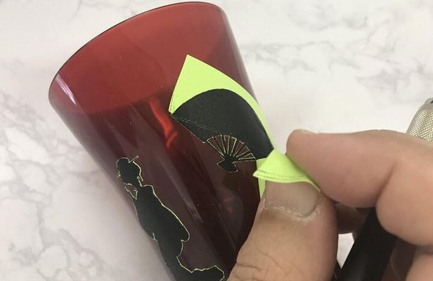 Handmade Japanese Glass Art Sandblasting Workshop in Tokyo