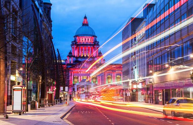 Private Guided Walking Tour in Belfast
