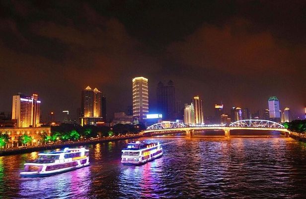 Private Guangzhou Night Tour Pearl River Cruise & Dim-Sum Dinner