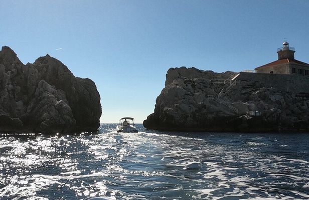 Private Full-Day Tour to Mljet by Speedboat