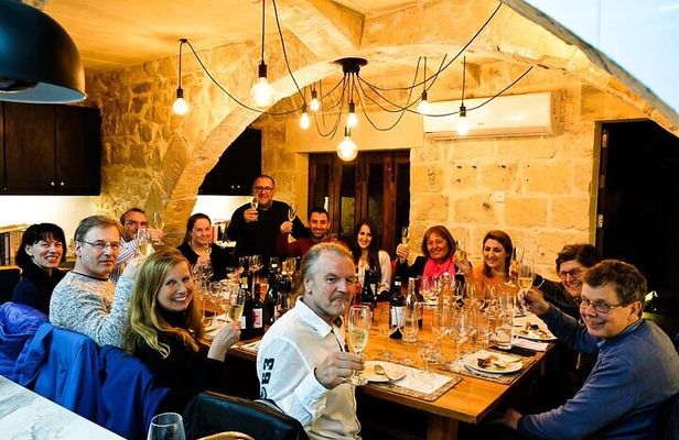 Wine Tasting & Open Kitchen Dinner in 17 Mons Vella