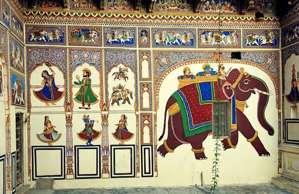 7 Day Golden Triangle with Mandawa-Delhi Agra Jaipur Mandawa Tour