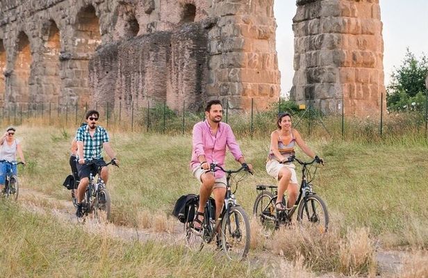 Via Appia private tour with watercolor session