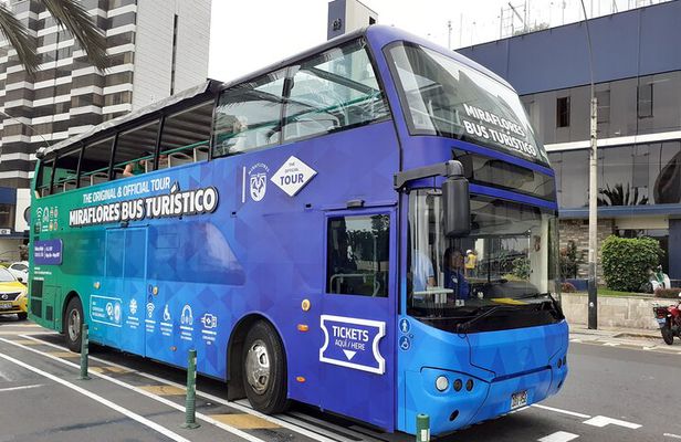 Bus Hop on - Hop off in Miraflores