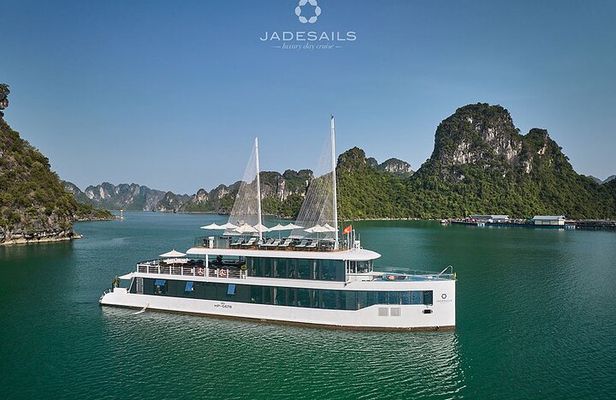 Jade Sails Cruise - The Most Luxurious Day Tour In Halong Bay