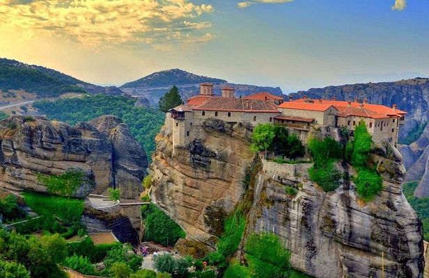 Athens to Meteora on a 2-Days Trip,Local Guides, Small Group