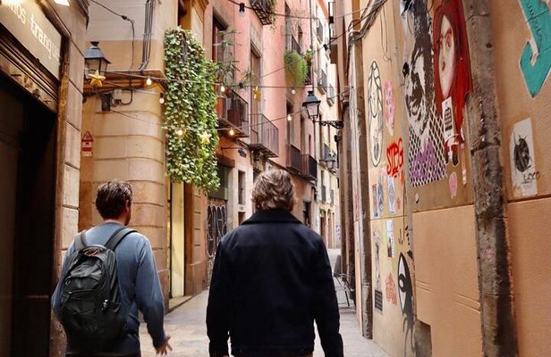 Barcelona Literary Tour - Beyond Orwell and Hemingway