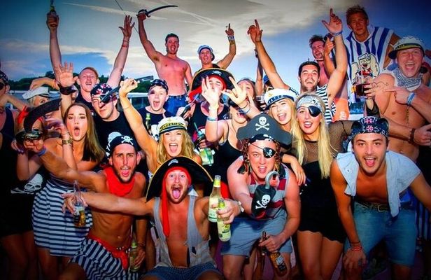 Antalya Pirate Boat Tour with Lunch and Roundtrip Transfer