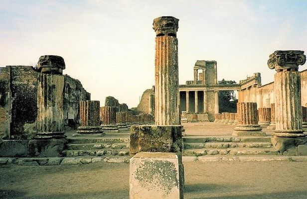 Pompeii half day tour from Naples
