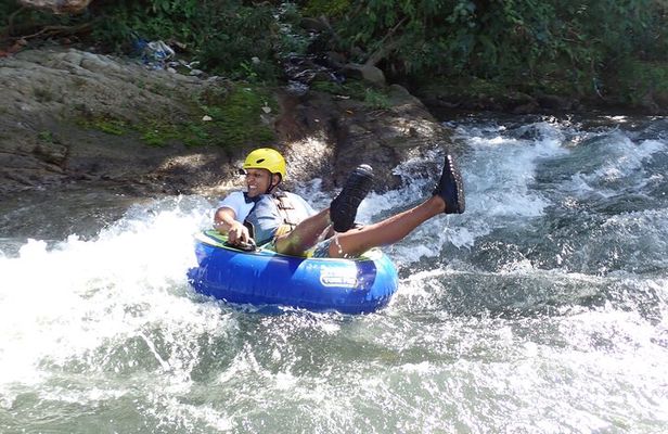 Unforgettable Tubing Adventure in the Yaque Del Norte River
