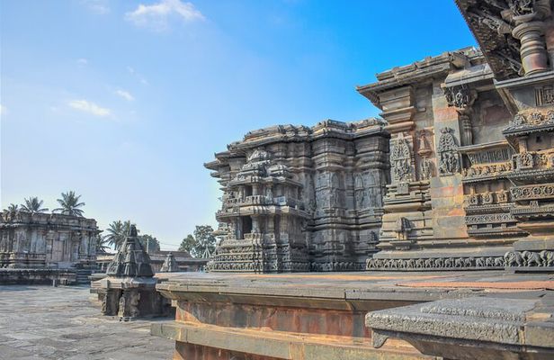 Belur and Halebidu Private Day Tour with Guide,Entrances & AC Car