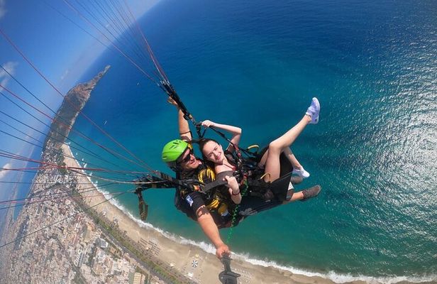 Tandem Paragliding in Alanya (From 700m)