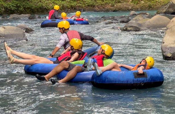 Tubing in Rio Celeste Tenorio Park