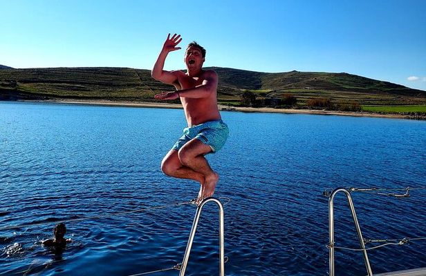 Private sailing cruise-Mykonos Southern Beach Hopping withLunch