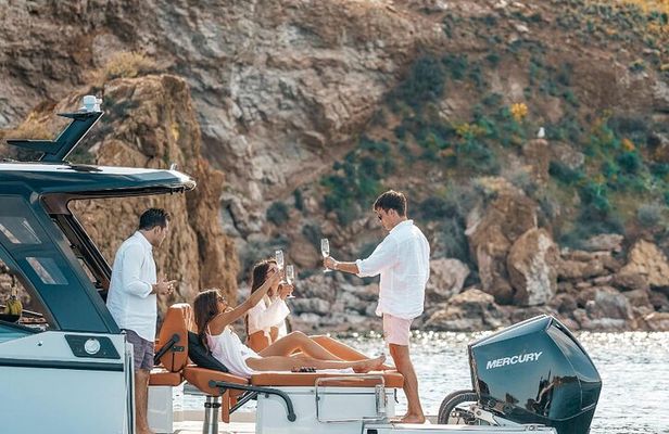 Private Sunset Cruise to Klima with snacks and drinks