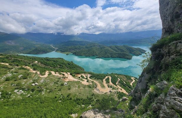 Bovilla Lake & Gamti Mountain Hike Tour from Tirana