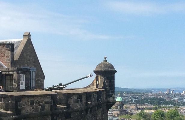 Private Edinburgh Castle Tour