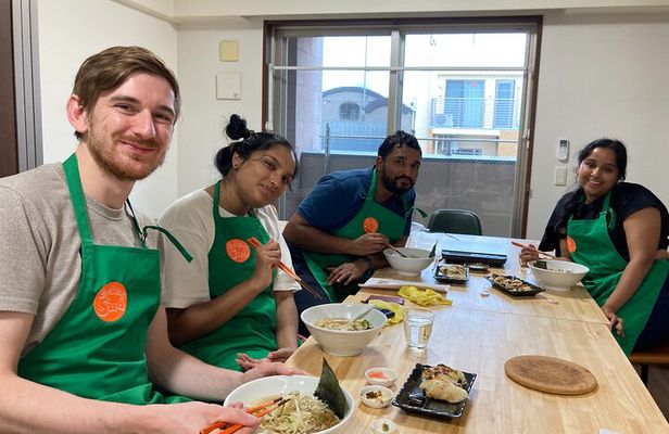 Ramen and Gyoza Cooking Class in Osaka Dotonbori